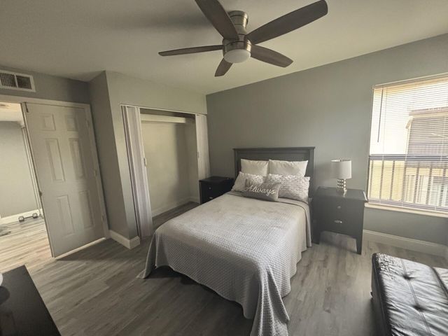 3751 COCOPLUM Circle 3564, Coconut Creek, FL 33063