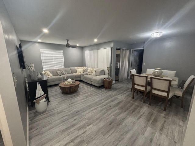 3751 COCOPLUM Circle 3564, Coconut Creek, FL 33063