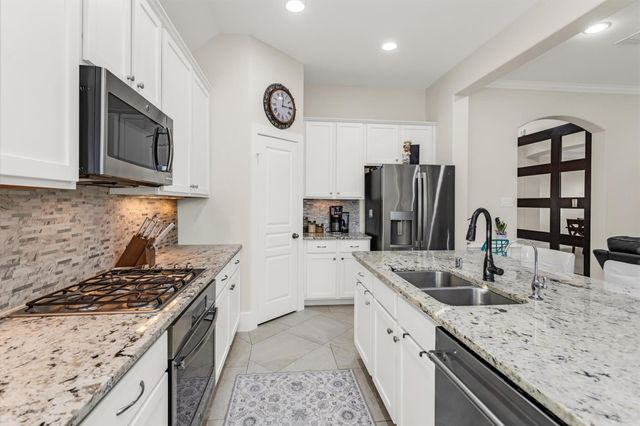 251 Soaring Pines Place, Montgomery, TX 77316