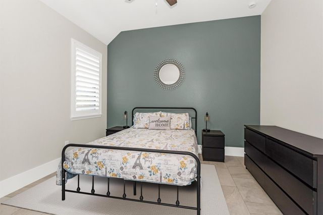 251 Soaring Pines Place, Montgomery, TX 77316