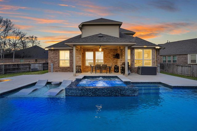 251 Soaring Pines Place, Montgomery, TX 77316