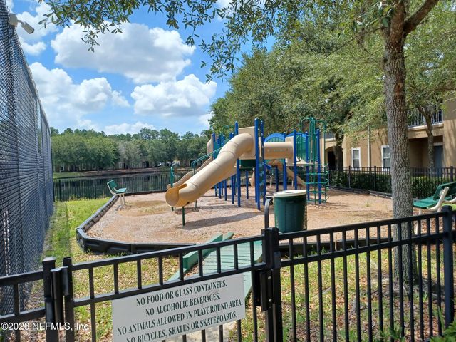 3610 KIRKPATRICK Circle 12, Jacksonville, FL 32210