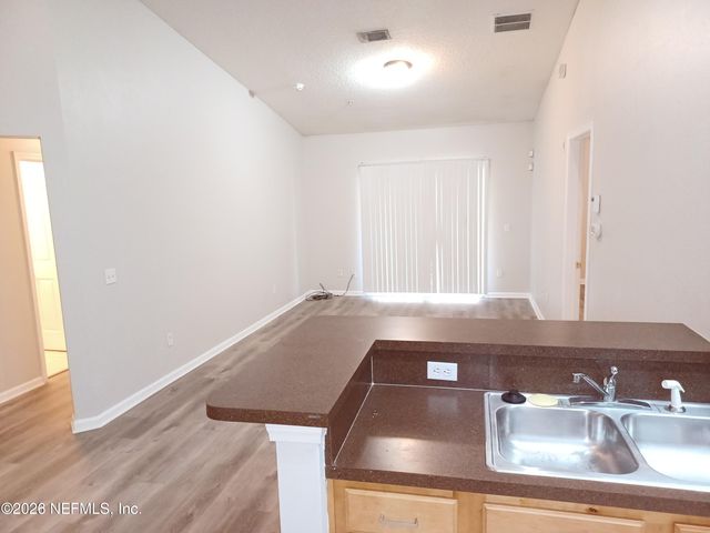 3610 KIRKPATRICK Circle 12, Jacksonville, FL 32210