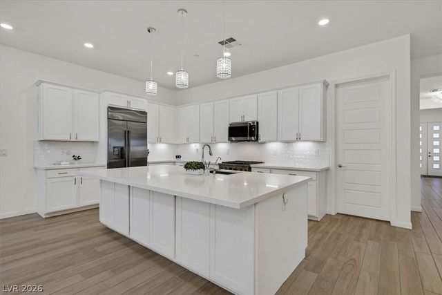 981 Edinburgh Fields Court, Las Vegas, NV 89138