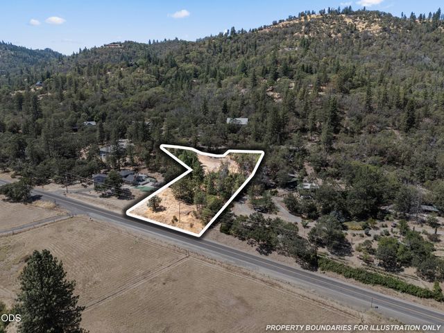 4183 Camino Viejo Road, Medford, OR 97501