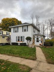 10 Addoms Street, Plattsburgh, NY 12901