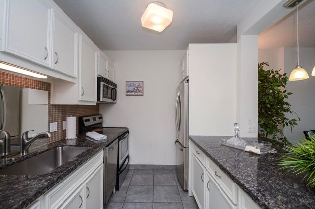 1401 E Beach Dr Drive 112, Galveston, TX 77550