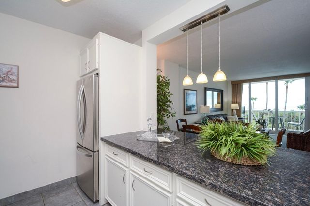 1401 E Beach Dr Drive 112, Galveston, TX 77550