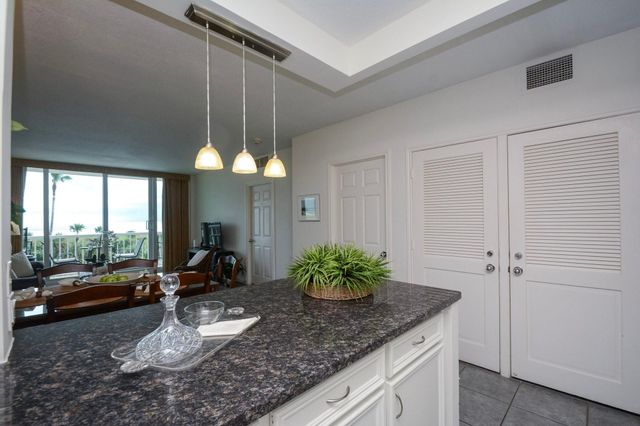 1401 E Beach Dr Drive 112, Galveston, TX 77550