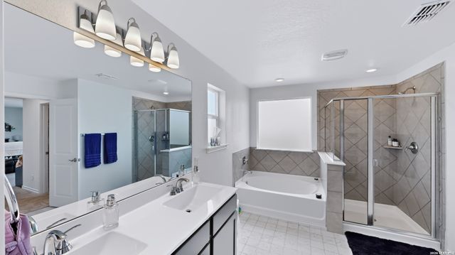 2704 Nueva Cordova, Seguin, TX 78155