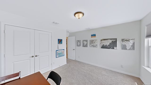 2704 Nueva Cordova, Seguin, TX 78155