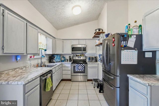 12595 SANTA ROSA CIR, Lusby, MD 20657