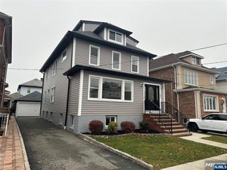 505 Dewey 2, Cliffside Park, NJ 07010