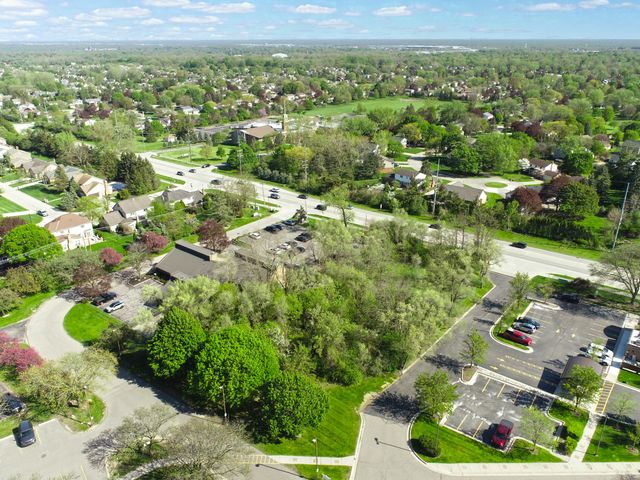 41628 6 Mile Road, Northville, MI 48168