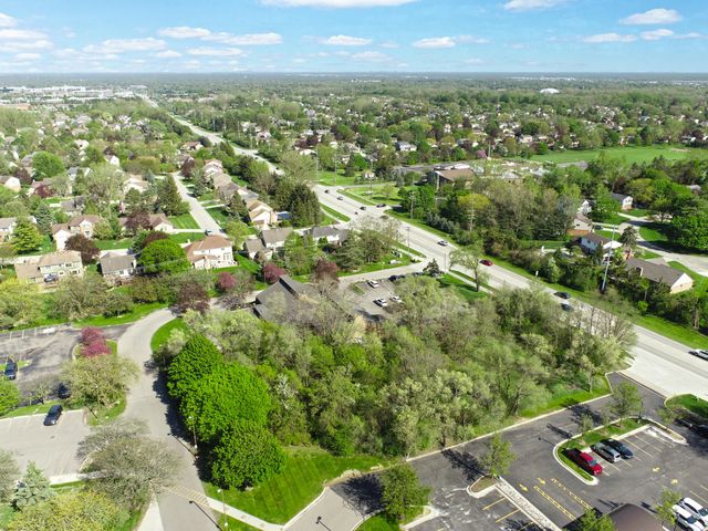 41628 6 Mile Road, Northville, MI 48168