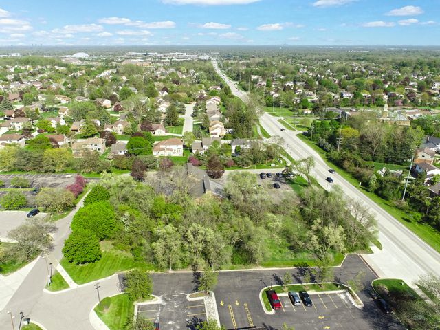 41628 6 Mile Road, Northville, MI 48168