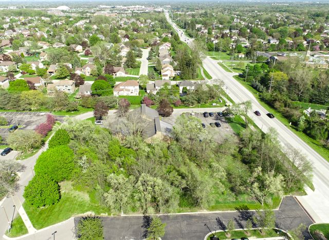 41628 6 Mile Road, Northville, MI 48168