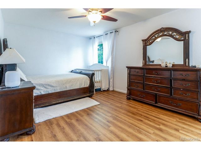19542 E 19th Pl, Aurora, CO 80011
