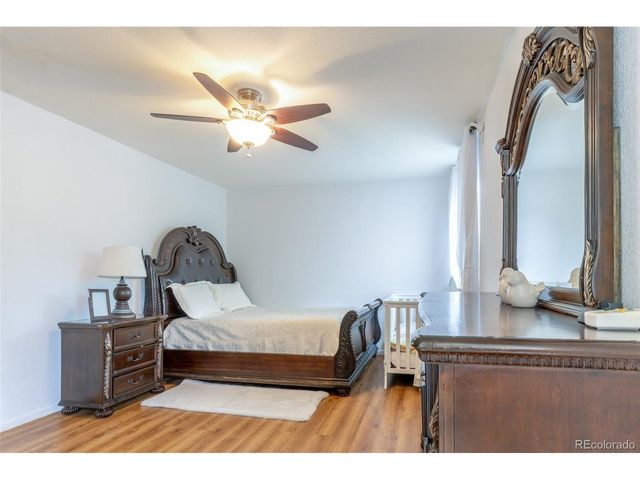 19542 E 19th Pl, Aurora, CO 80011