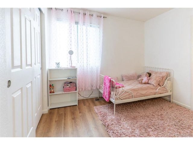 19542 E 19th Pl, Aurora, CO 80011