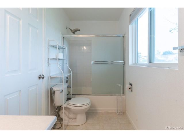 19542 E 19th Pl, Aurora, CO 80011