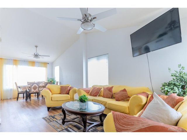 19542 E 19th Pl, Aurora, CO 80011