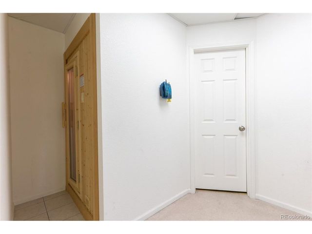 19542 E 19th Pl, Aurora, CO 80011