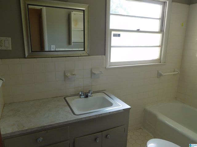 6937 US HIGHWAY 11, Springville, AL 35146