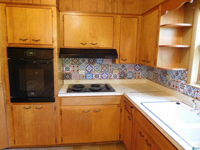 6937 US HIGHWAY 11, Springville, AL 35146
