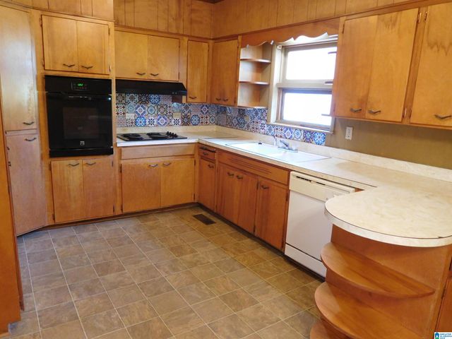 6937 US HIGHWAY 11, Springville, AL 35146