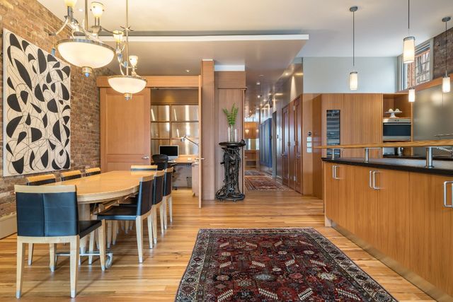 56 E 11th St Apt 8, New York City, NY 10003