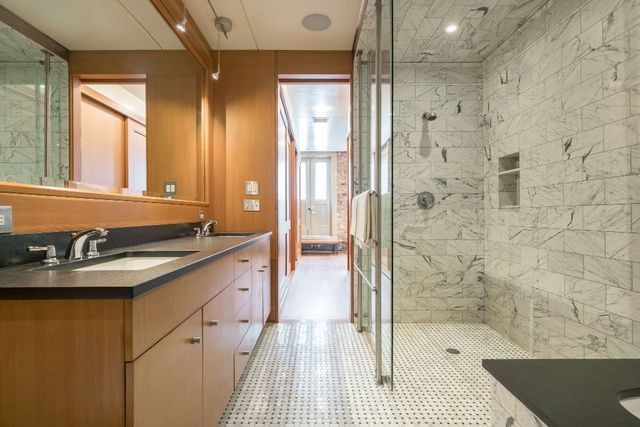 56 E 11th St Apt 8, New York City, NY 10003