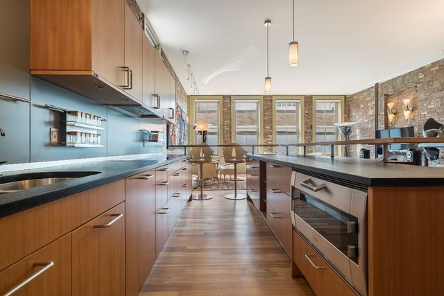 56 E 11th St Apt 8, New York City, NY 10003