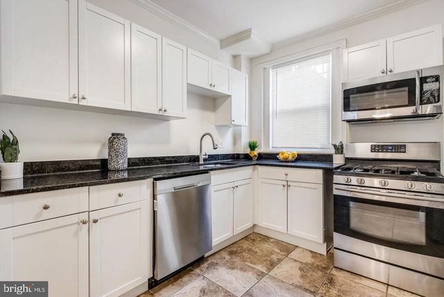 218 N GLOVER ST, Baltimore, MD 21224