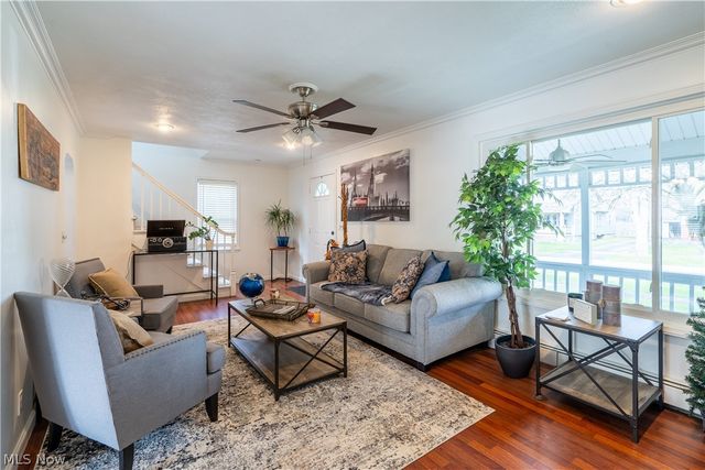 1524 Hollywood Street NE, Warren, OH 44483