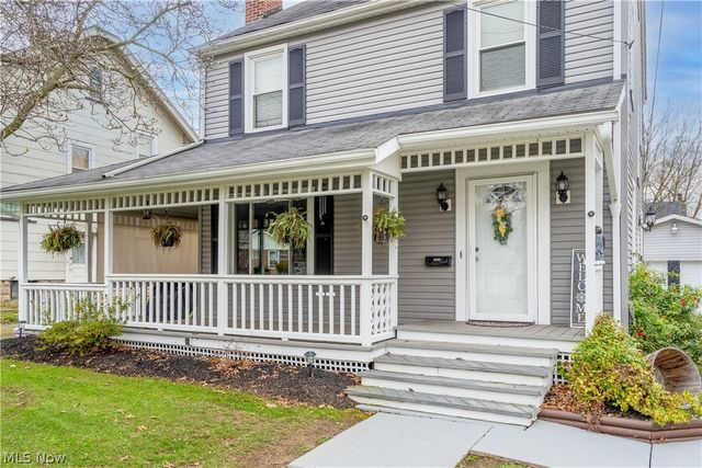 1524 Hollywood Street NE, Warren, OH 44483