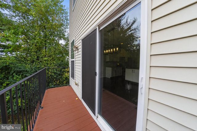 13252 SHAWNEE LN #204, Clarksburg, MD 20871