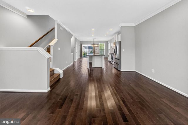 13252 SHAWNEE LN #204, Clarksburg, MD 20871