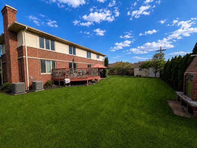 4935 N Canfield Avenue, Norridge, IL 60706