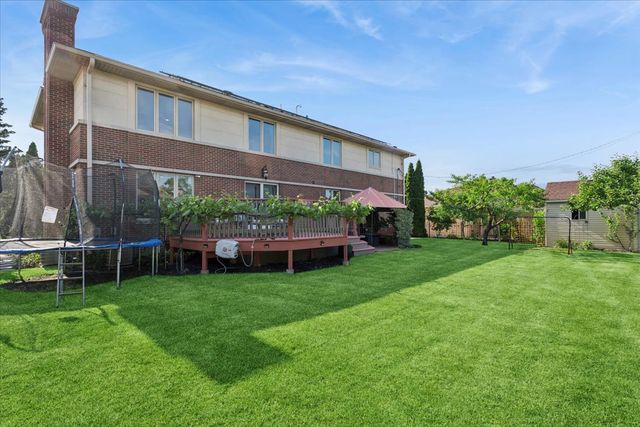 4935 N Canfield Avenue, Norridge, IL 60706