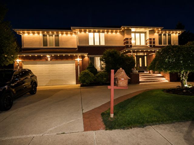 4935 N Canfield Avenue, Norridge, IL 60706