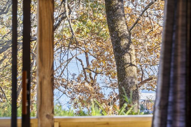 207 Bar M Lane 21, Branson West, MO 65737