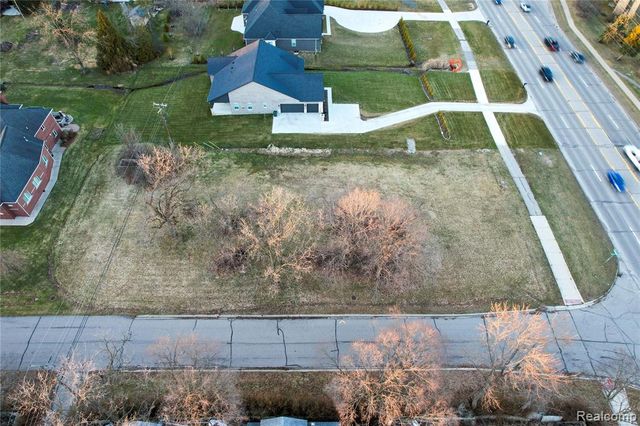 D Rochester Rd, Rochester Hills, MI 48307