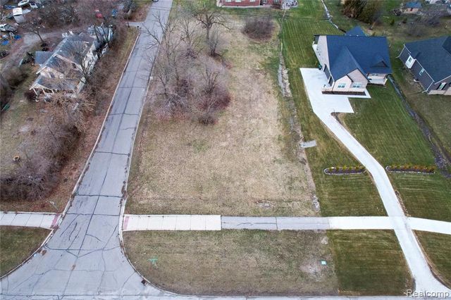 D Rochester Rd, Rochester Hills, MI 48307