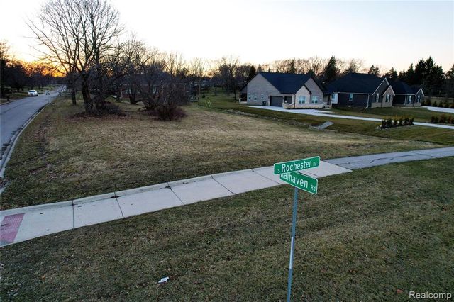 D Rochester Rd, Rochester Hills, MI 48307