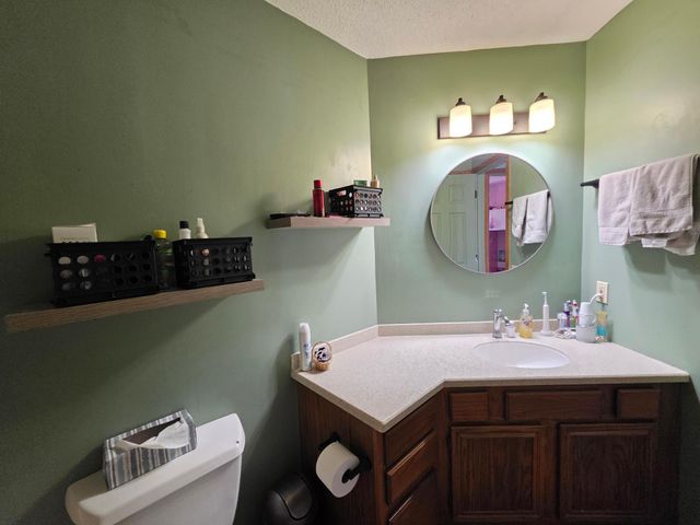 407 8th Street SW, Plainview, MN 55964