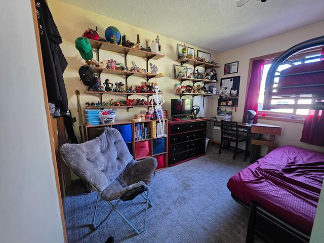 407 8th Street SW, Plainview, MN 55964