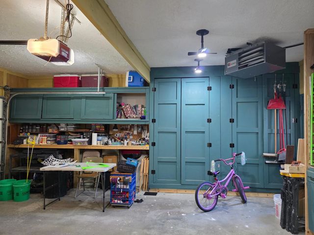 407 8th Street SW, Plainview, MN 55964