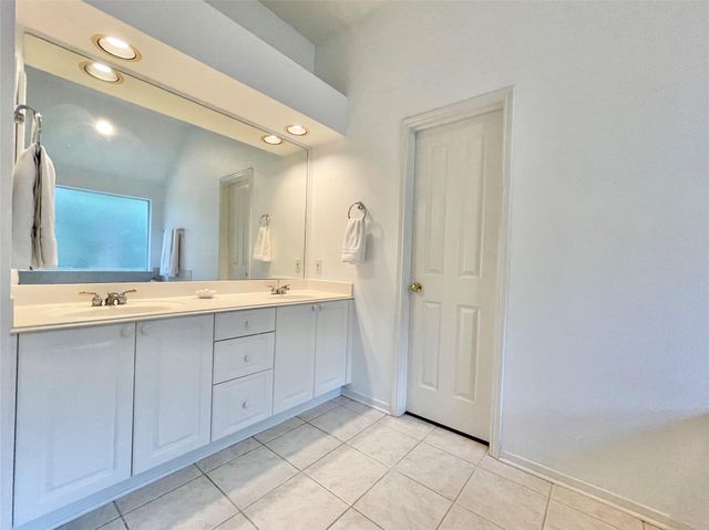 11 Dalea Place, The Woodlands, TX 77382