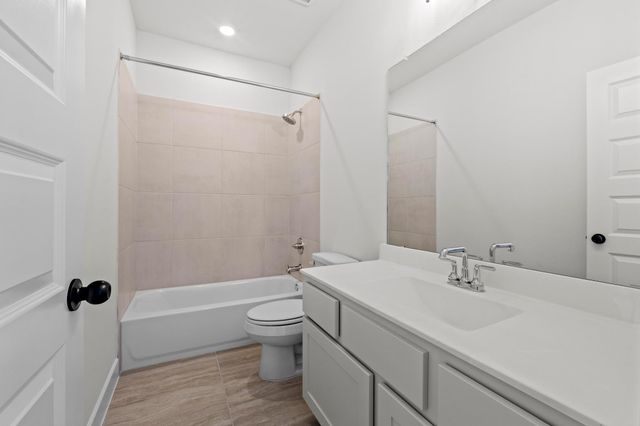 301 Sheepdog DR, Liberty Hill, TX 78642